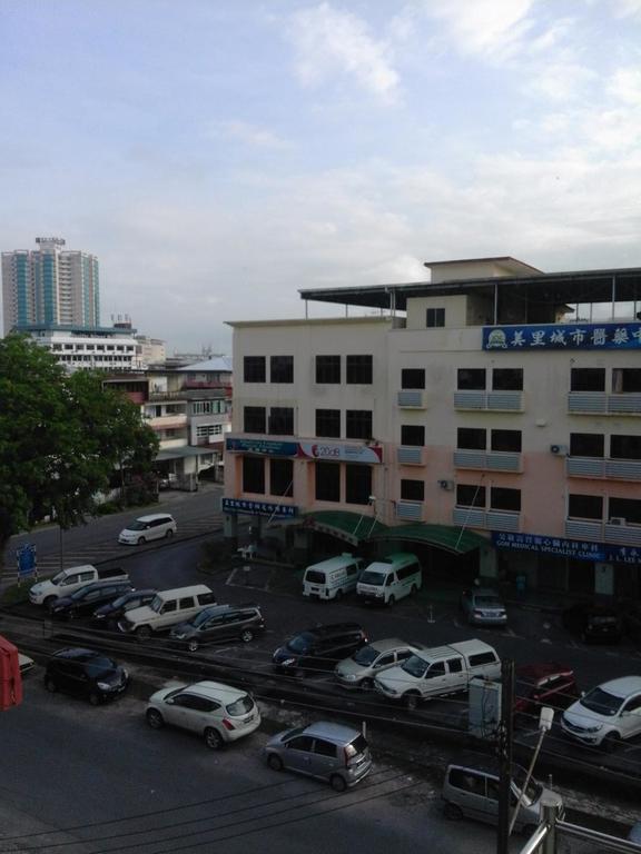 101 Hotel Miri Exterior foto